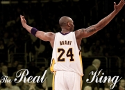 开云在线直播-街道狂飙与绿茵传奇，当F1引擎轰鸣遇见威尔士足球奇迹