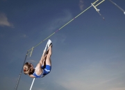 开云体育中国官网-F1新赛季揭幕战之夜，恩比德成为胜负手