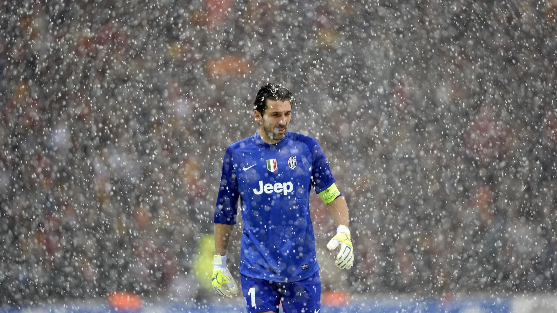 魔术淘汰开拓者，爱德华兹如何成为系列赛的关键先生